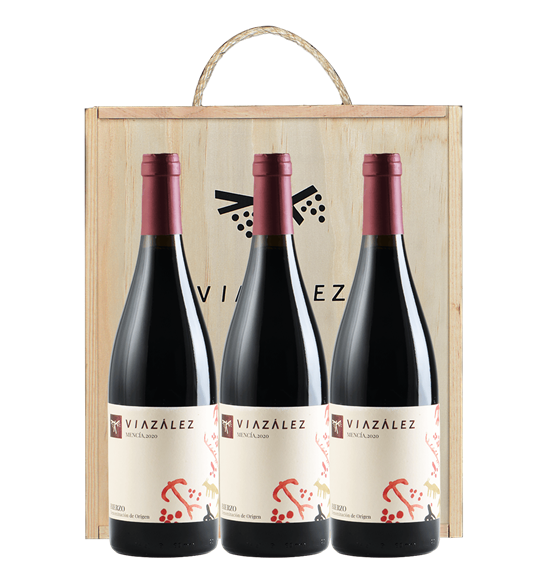 Pack 3 botellas de vino Viazález y estuche de madera