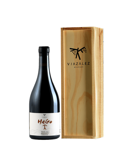 Botella de vino HeGo con estuche de madera